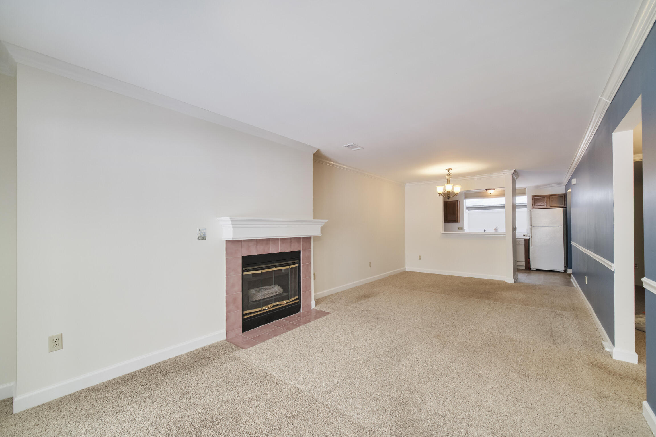 317 5th Avenue, Unit 4 Manistee, MI 49660 - Photo 21 of 38 317_Fifth_Ave_unit_4-18