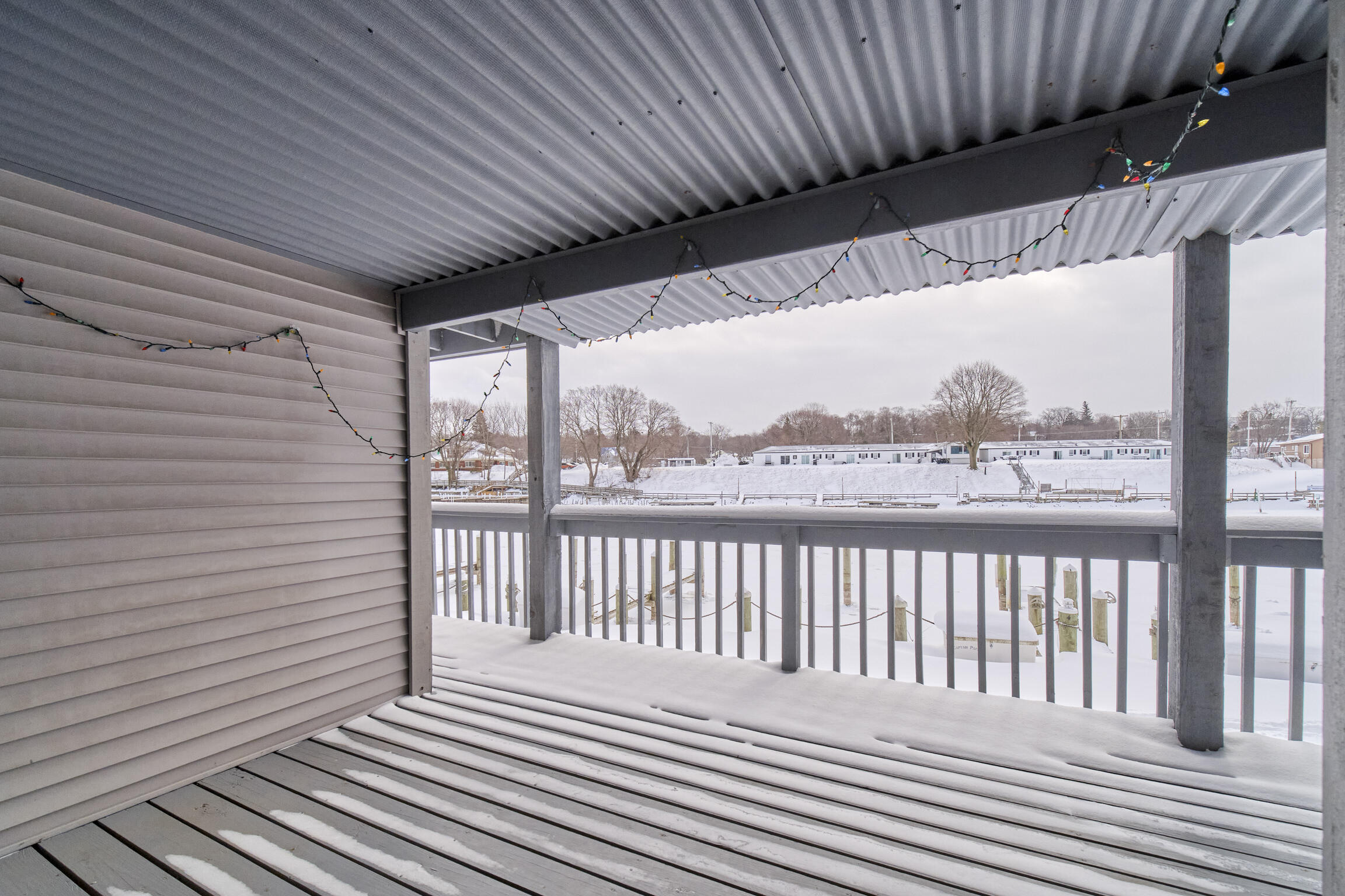 317 5th Avenue, Unit 4 Manistee, MI 49660 - Photo 23 of 38 317_Fifth_Ave_unit_4-20