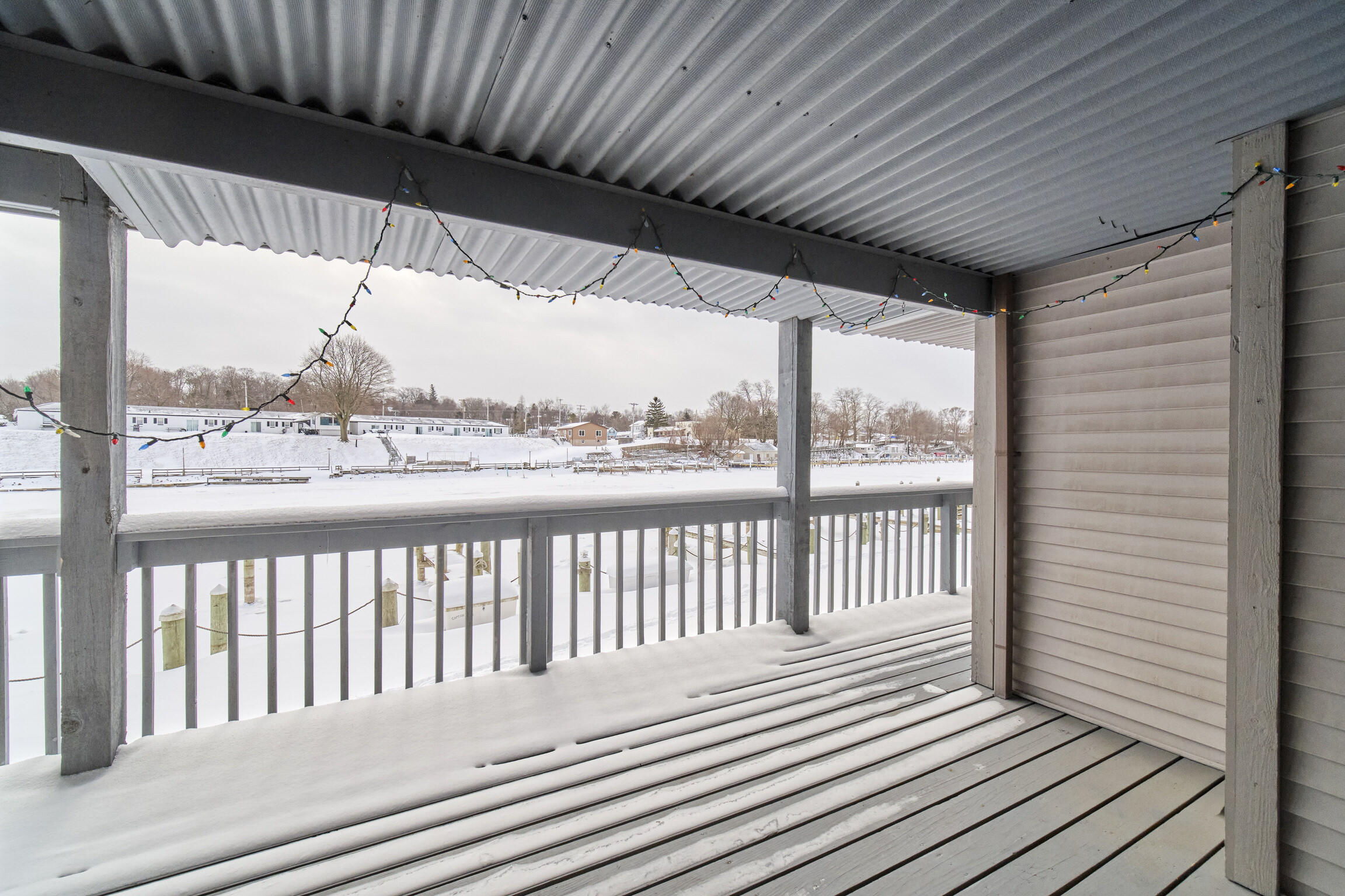 317 5th Avenue, Unit 4 Manistee, MI 49660 - Photo 24 of 38 317_Fifth_Ave_unit_4-21