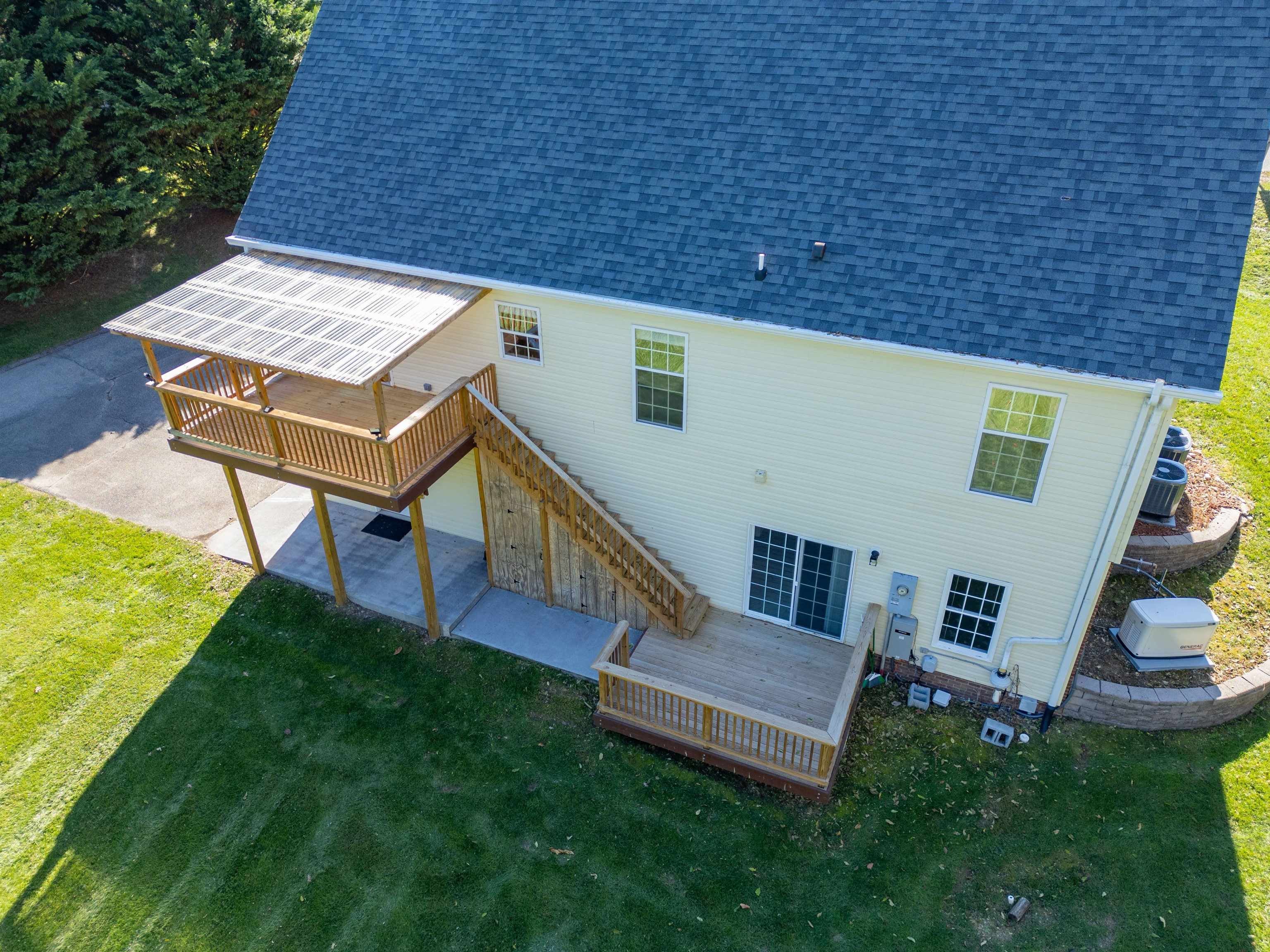 516 Meadow Ridge Radford, VA 24141 - Photo 9 of 73 Gallery Image 9