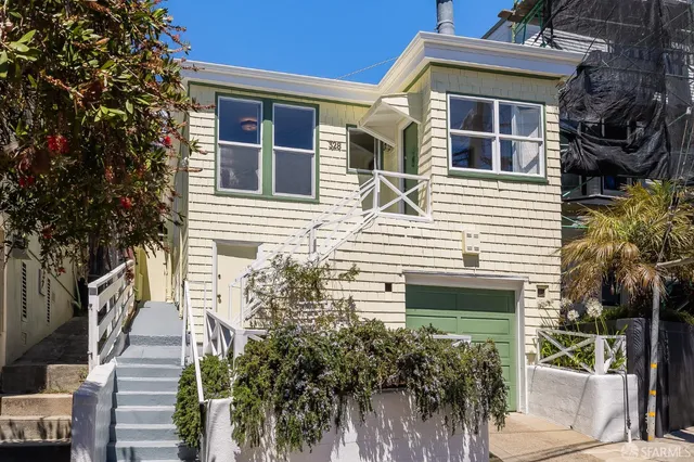 $899,000 | 328 Surrey Street, San Francisco, CA 94131
