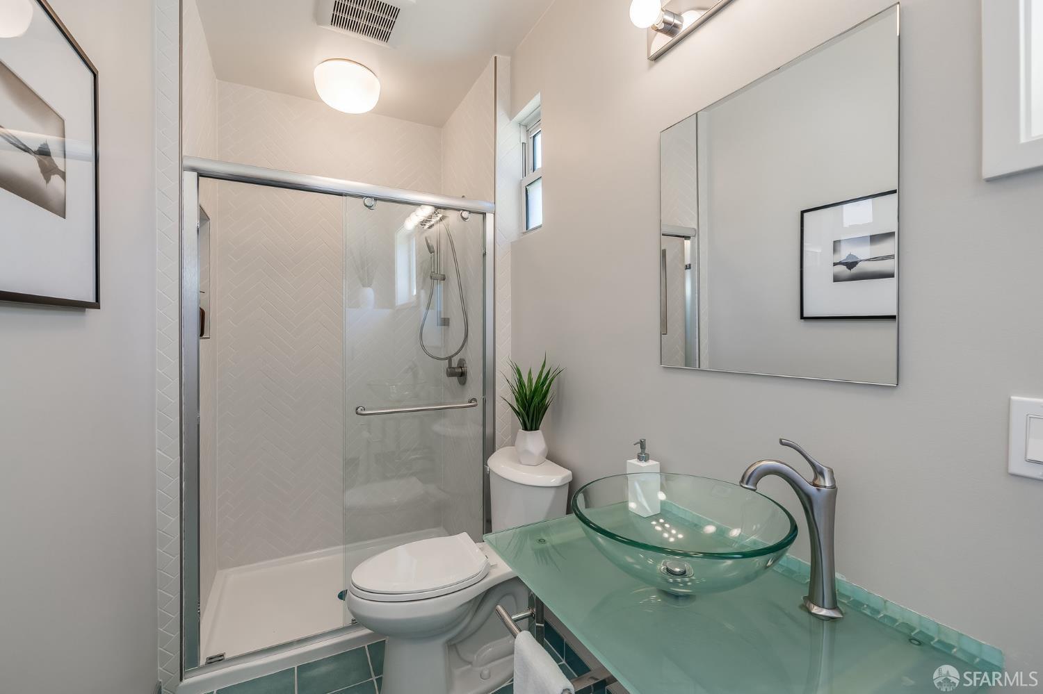 328 Surrey Street San Francisco, CA 94131 - Photo 25 of 42