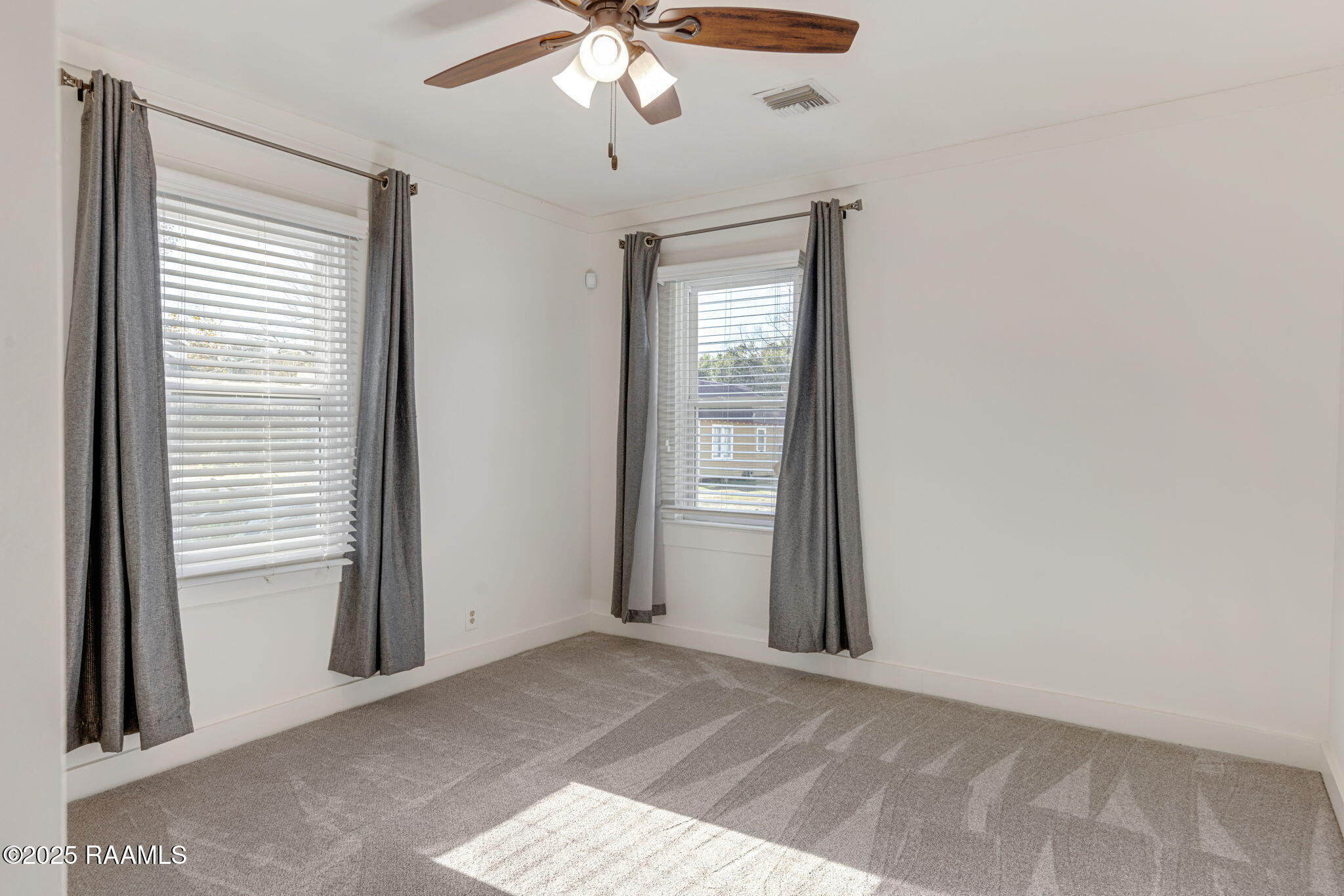 516 Cedar Crest Court Lafayette, LA 70501 - Photo 18 of 24 18-web-or-mls-516 Cedar Crest Ct-18