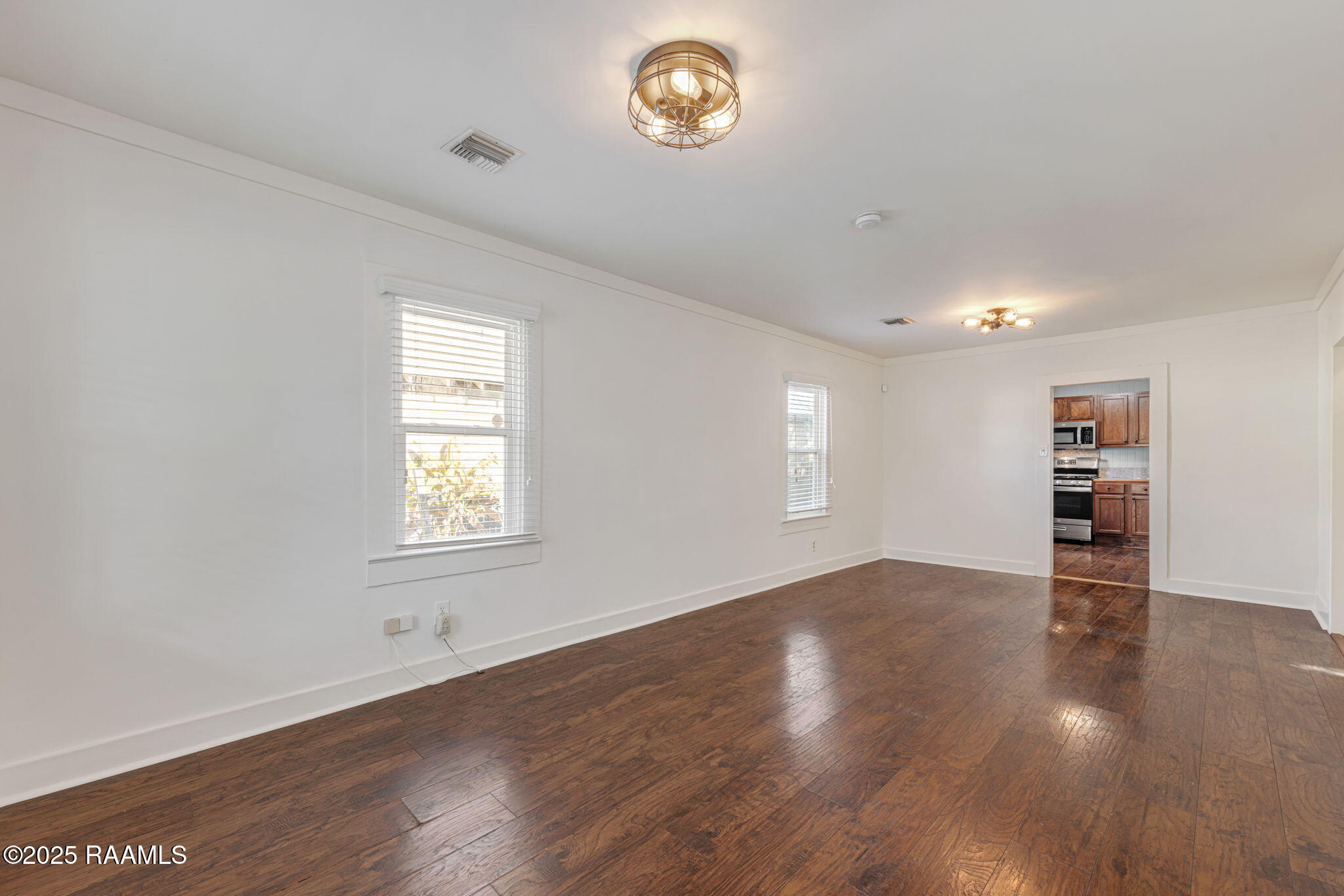 516 Cedar Crest Court Lafayette, LA 70501 - Photo 5 of 24 5-web-or-mls-516 Cedar Crest Ct-5