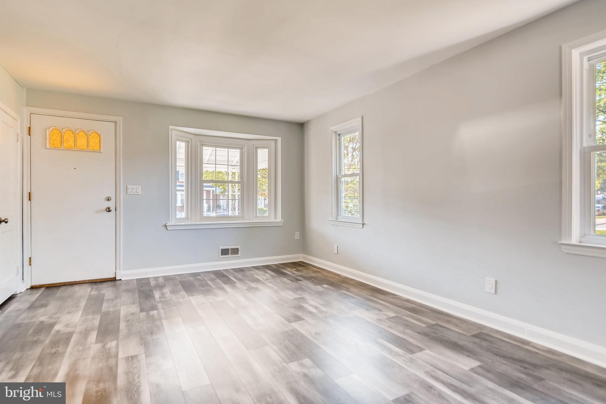 166 Bennett Road Baltimore, MD 21221 - Photo 4 of 23 New flooring and freshly painted