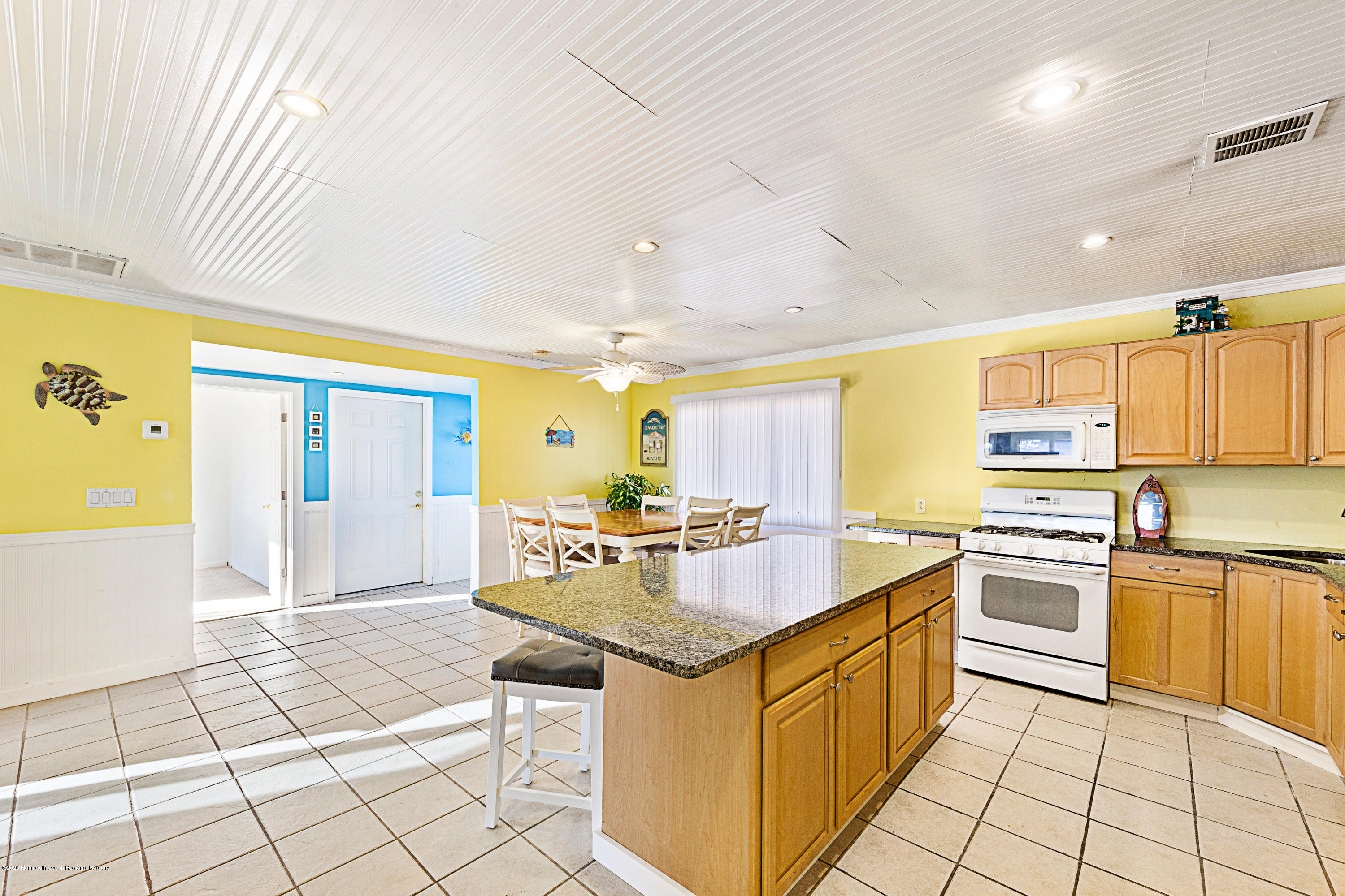105 Paterson Road Barnegat, NJ 08005 - Photo 16 of 37 105PatersonrOnline-16