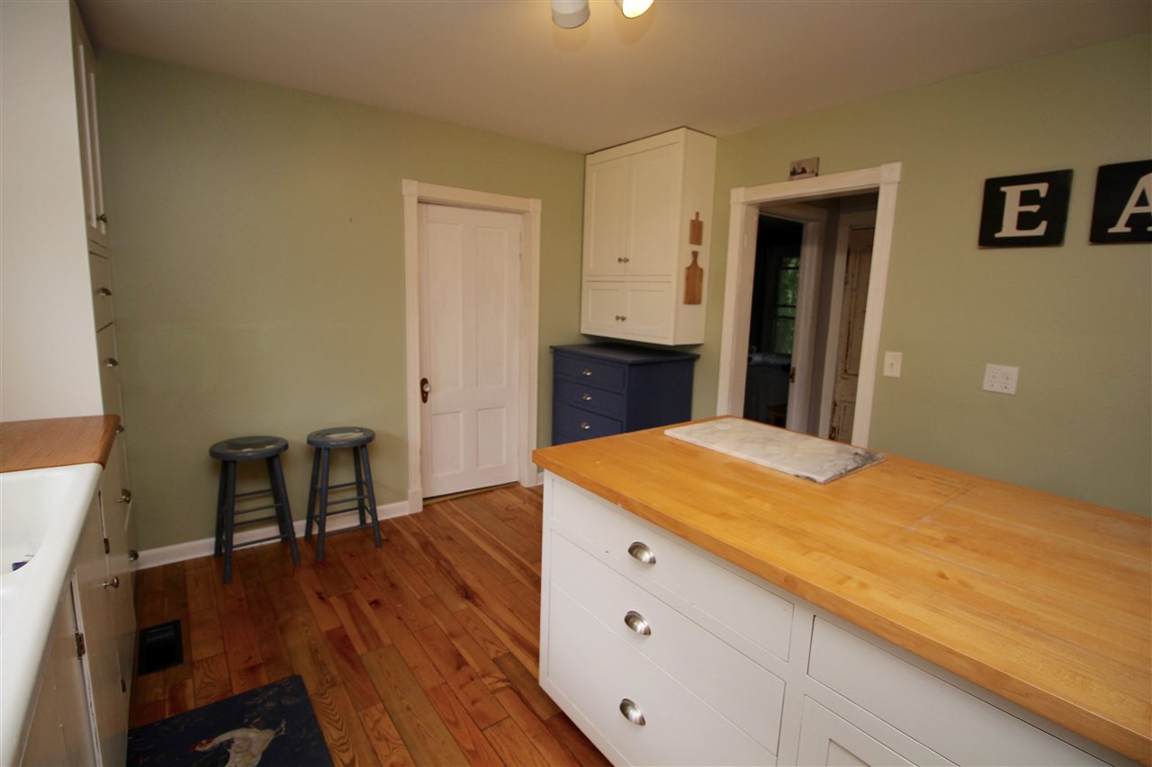 121 Hillside Road Poultney, VT 05764 - Photo 11 of 20