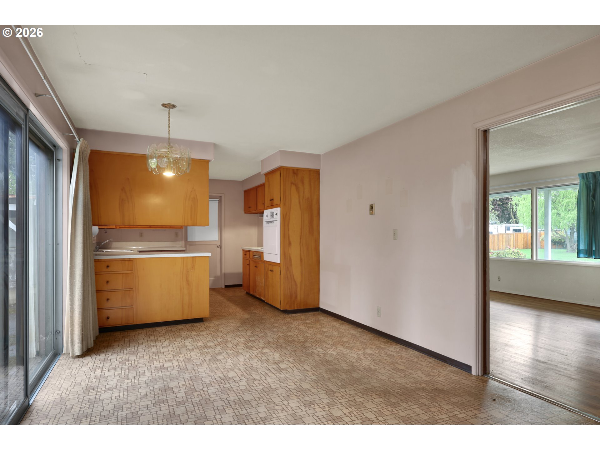 526 Archie Street Eugene, OR 97402 - Photo 10 of 34
