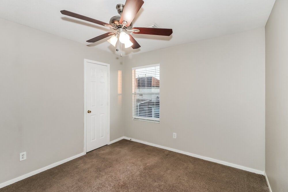 12146 Landsdown Ridge Way Humble, TX 77346 - Photo 14 of 17