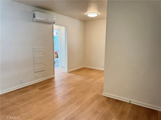 $2,460 | 251 North Oakland Avenue, Unit 10, Pasadena, CA 91101