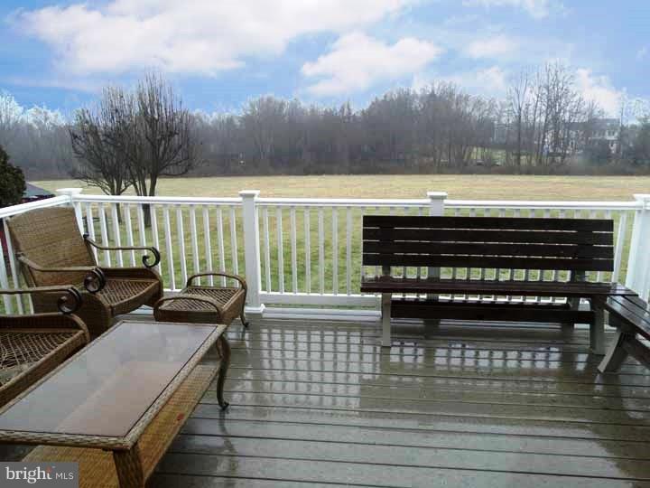 27 Jericho Road Southampton, PA 18966 - Photo 24 of 25 Deck