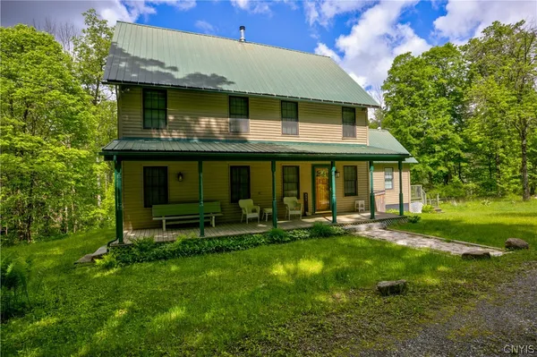 $389,900 | 891 River Road, Lake Luzerne, NY 12846