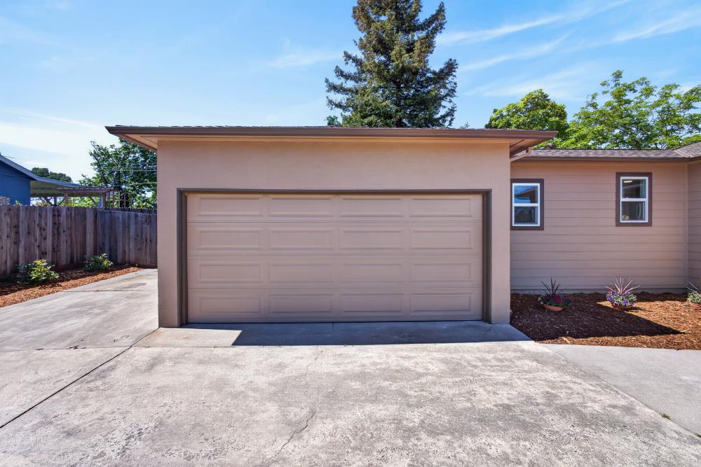 4635 Peter Avenue Fair Oaks, CA 95628 - Photo 3 of 67
