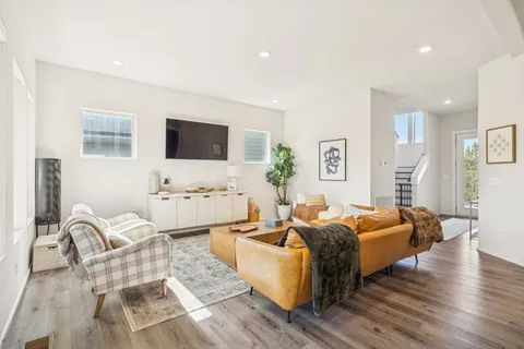 $829,000 | 1760 Boxwood Drive, Nashville, TN 37211