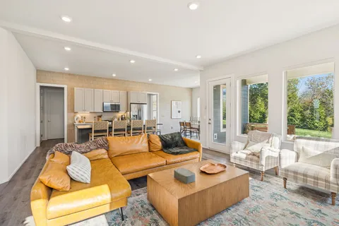 $900,000 | 1760 Boxwood Drive, Nashville, TN 37211