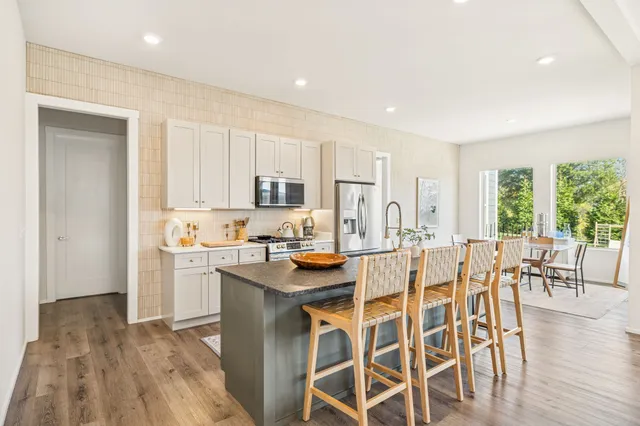 $900,000 | 1760 Boxwood Drive, Nashville, TN 37211