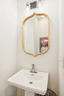 $859,900 | 1760 Boxwood Drive, Nashville, TN 37211