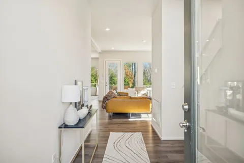 $829,000 | 1760 Boxwood Drive, Nashville, TN 37211