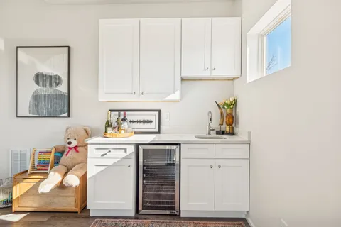 $859,900 | 1760 Boxwood Drive, Nashville, TN 37211