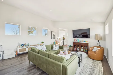 $900,000 | 1760 Boxwood Drive, Nashville, TN 37211