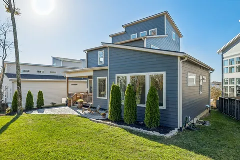 $859,900 | 1760 Boxwood Drive, Nashville, TN 37211