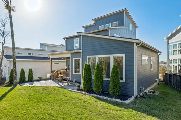 $829,000 | 1760 Boxwood Drive, Nashville, TN 37211
