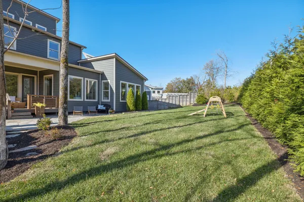 $829,000 | 1760 Boxwood Drive, Nashville, TN 37211