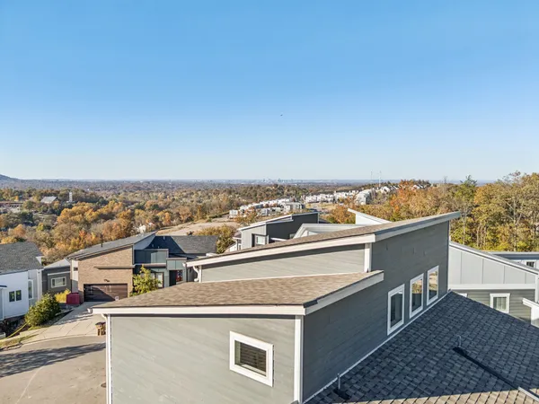 $829,000 | 1760 Boxwood Drive, Nashville, TN 37211