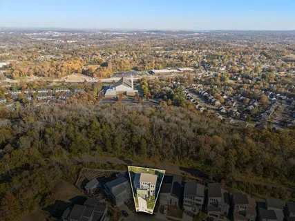 $900,000 | 1760 Boxwood Drive, Nashville, TN 37211