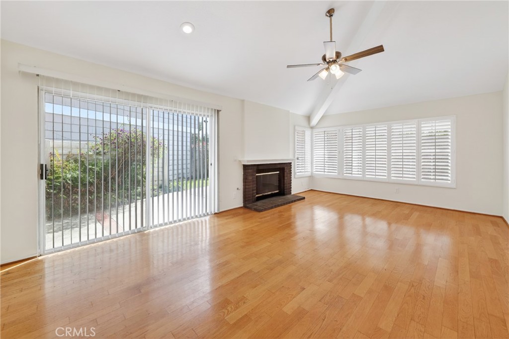 2072 Cherokee Tustin, CA 92782 - Photo 4 of 23