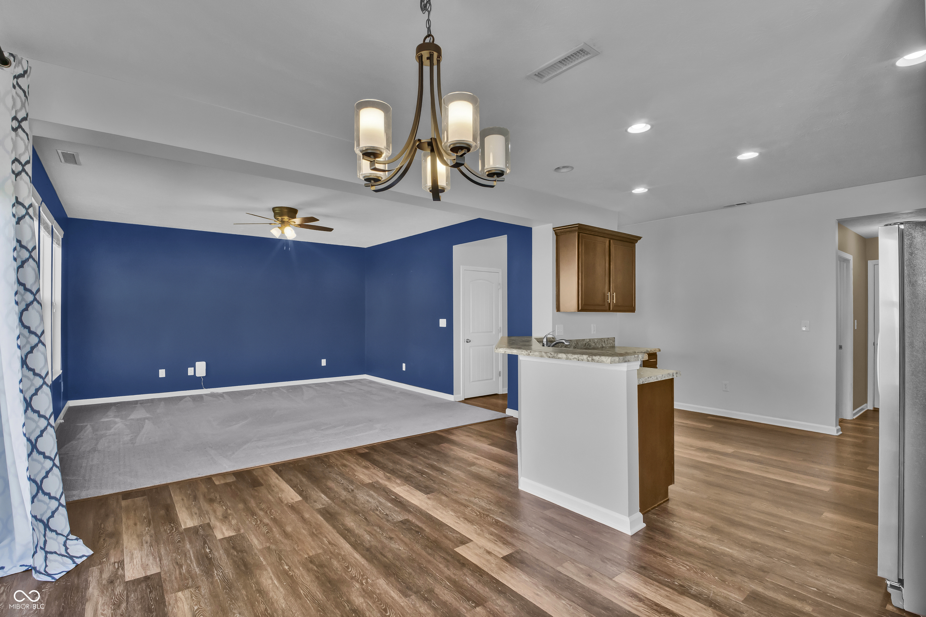 2548 Shadow Bend Drive Columbus, IN 47201 - Photo 11 of 46