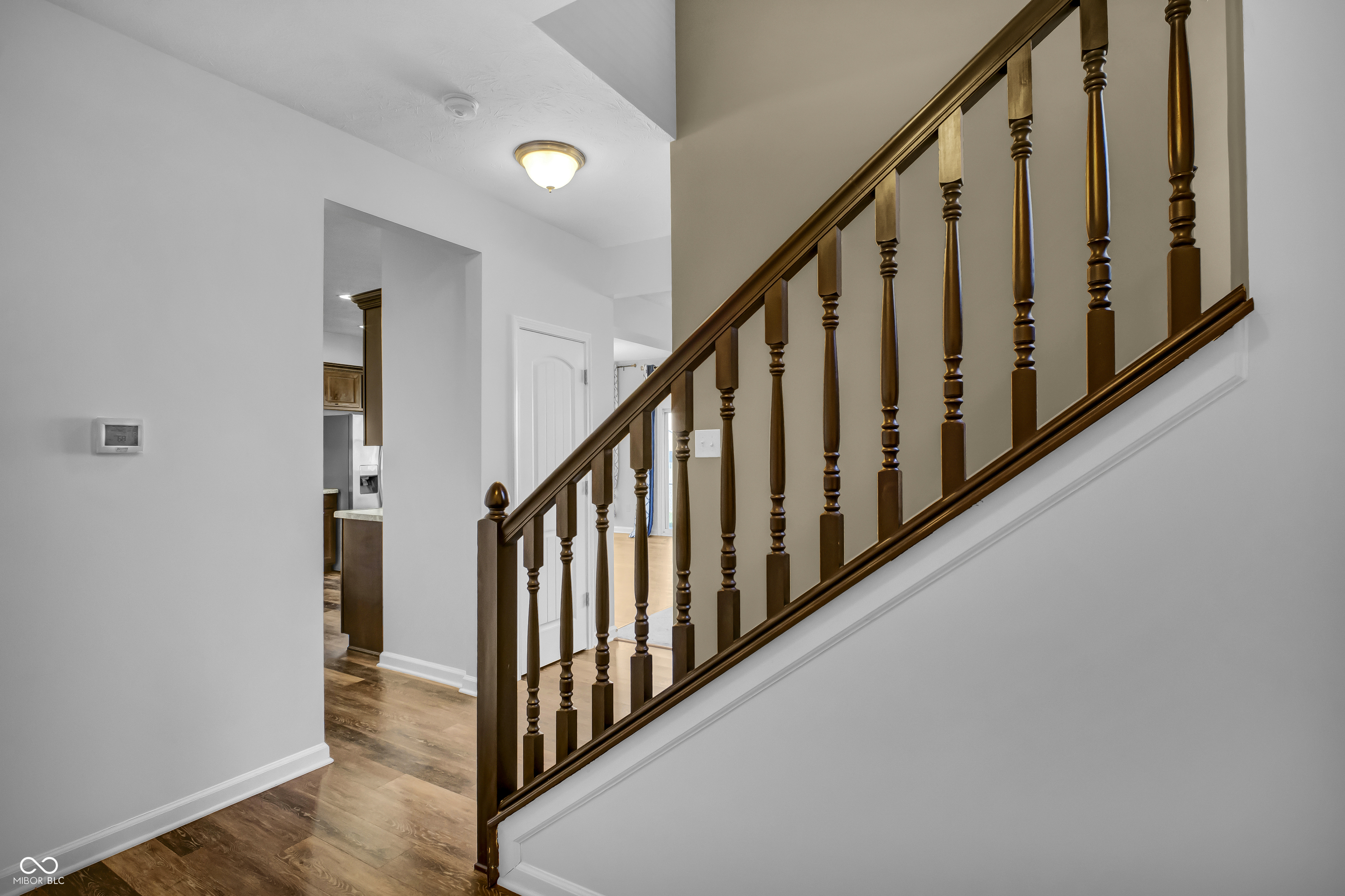 2548 Shadow Bend Drive Columbus, IN 47201 - Photo 5 of 46