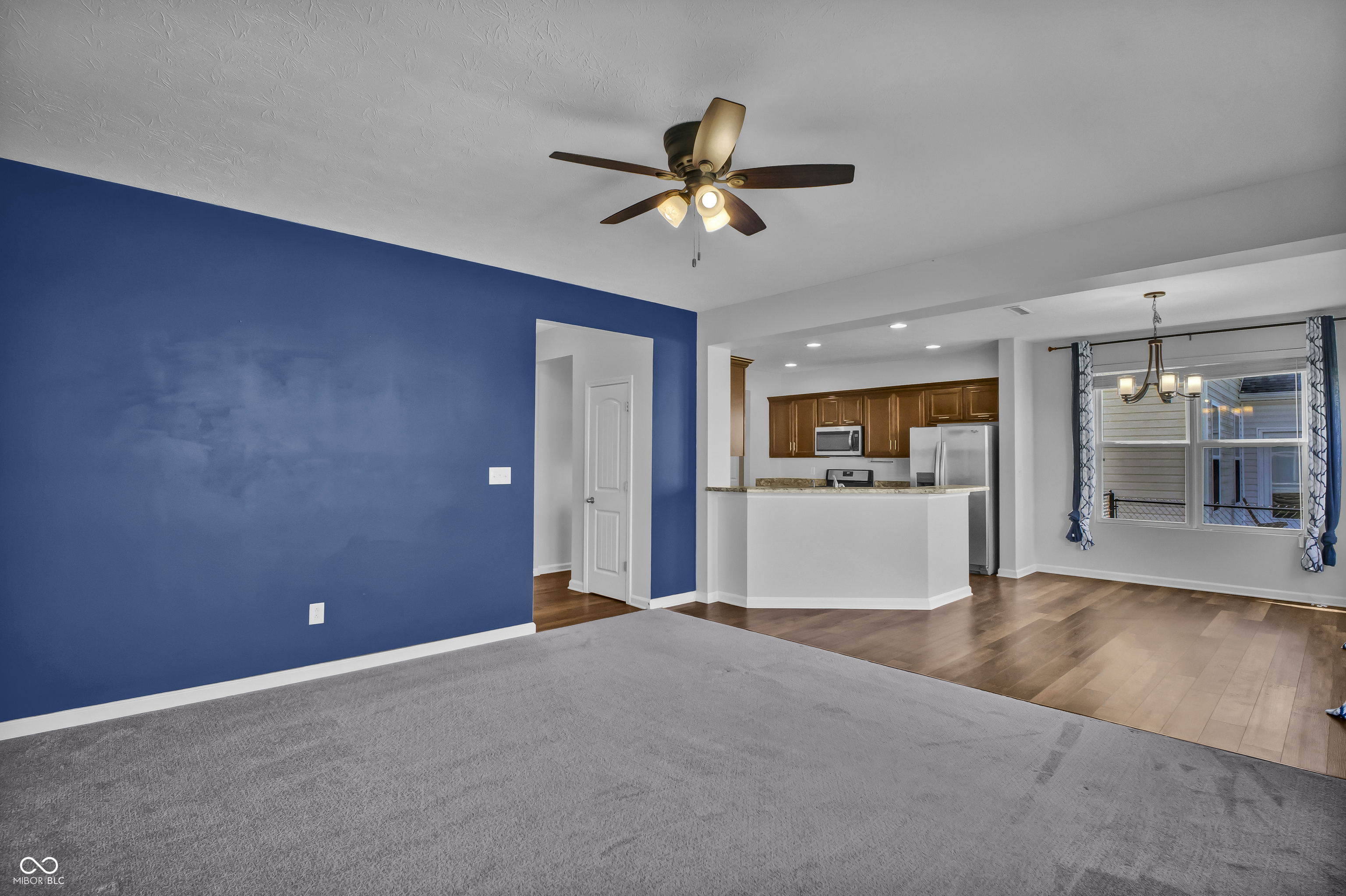 2548 Shadow Bend Drive Columbus, IN 47201 - Photo 9 of 46