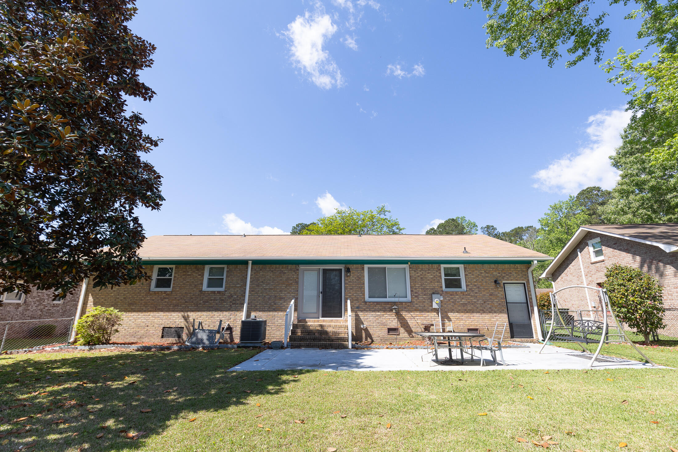 139 Tall Pines Road Ladson, SC 29456 - Photo 4 of 26 139 Tall Pines Ladson 041224-6968