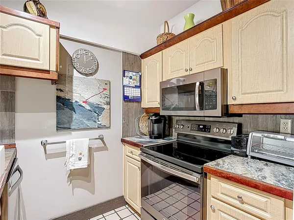 $133,900 | 4196 Abbey Court, Unit 4196, Haines City, FL 33844