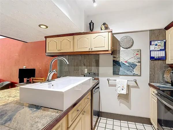 $133,900 | 4196 Abbey Court, Unit 4196, Haines City, FL 33844