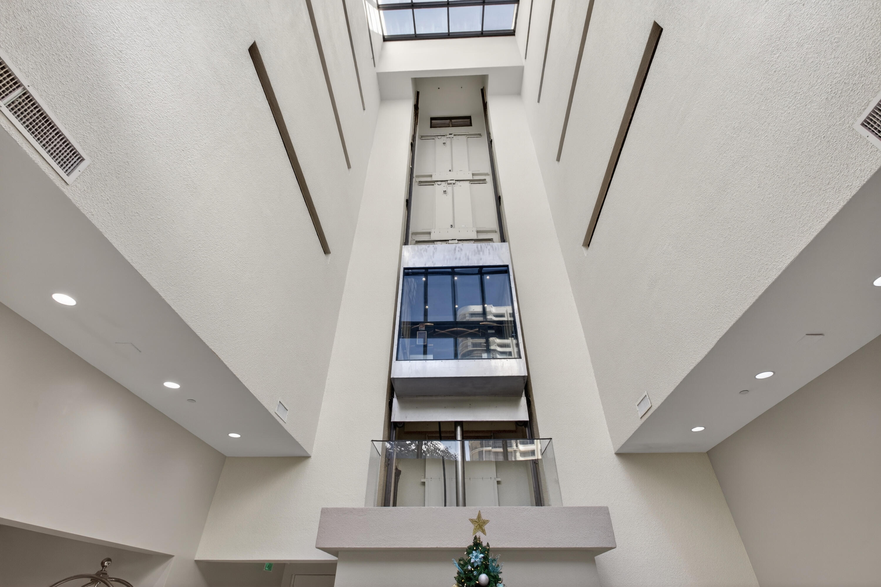 4050 North Ocean Drive, Unit 301 Riviera Beach, FL 33404 - Photo 57 of 62 4-print-320A2324