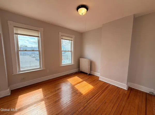 $1,600 | 531 Hamilton Street, Unit 2, Albany, NY 12203