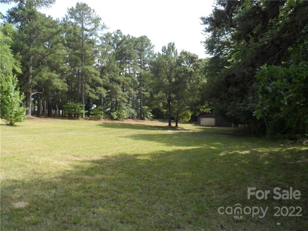 1184 Wilma Sigmon Road Lincolnton, NC 28092 - Photo 4 of 15 a view of outdoor space with garden