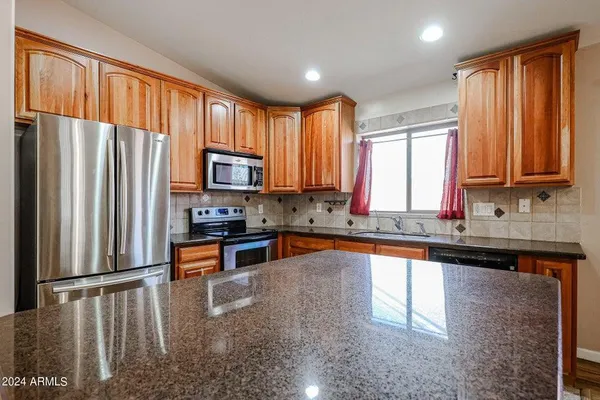 $1,900 | 3974 North Dead Wood Drive, Casa Grande, AZ 85122