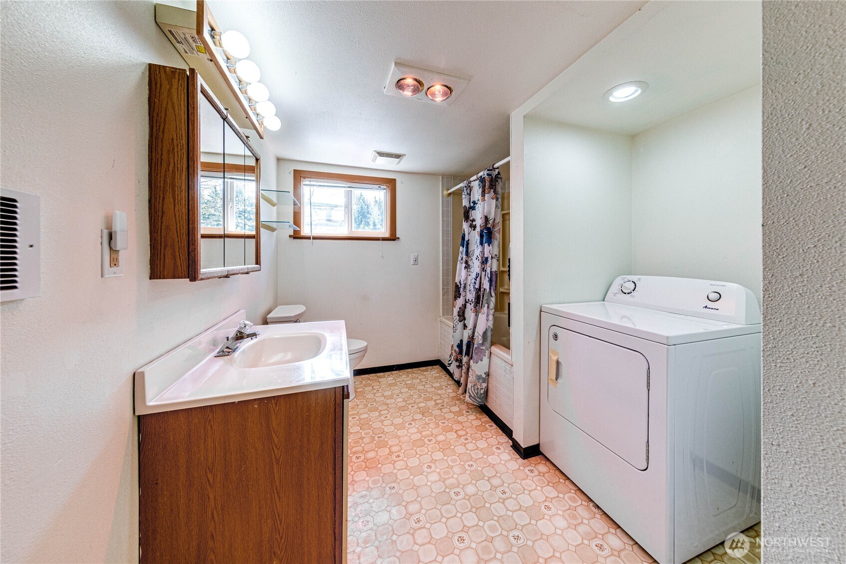 1316 Mt Pleasant Road Port Angeles, WA 98362 - Photo 17 of 38