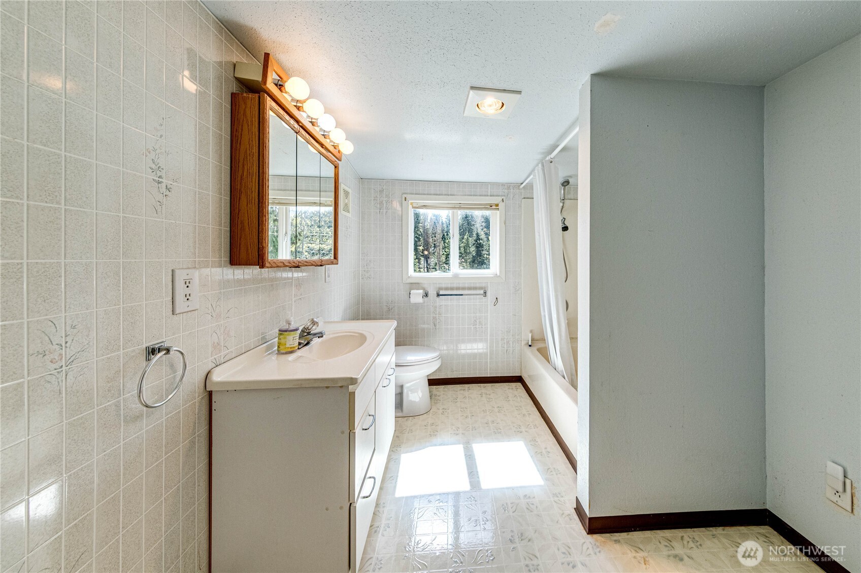 1316 Mt Pleasant Road Port Angeles, WA 98362 - Photo 26 of 38