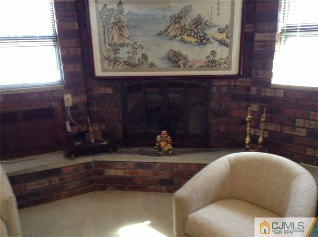 24 Eardley Road Edison, NJ 08817 - Photo 6 of 14 Gallery Image 6