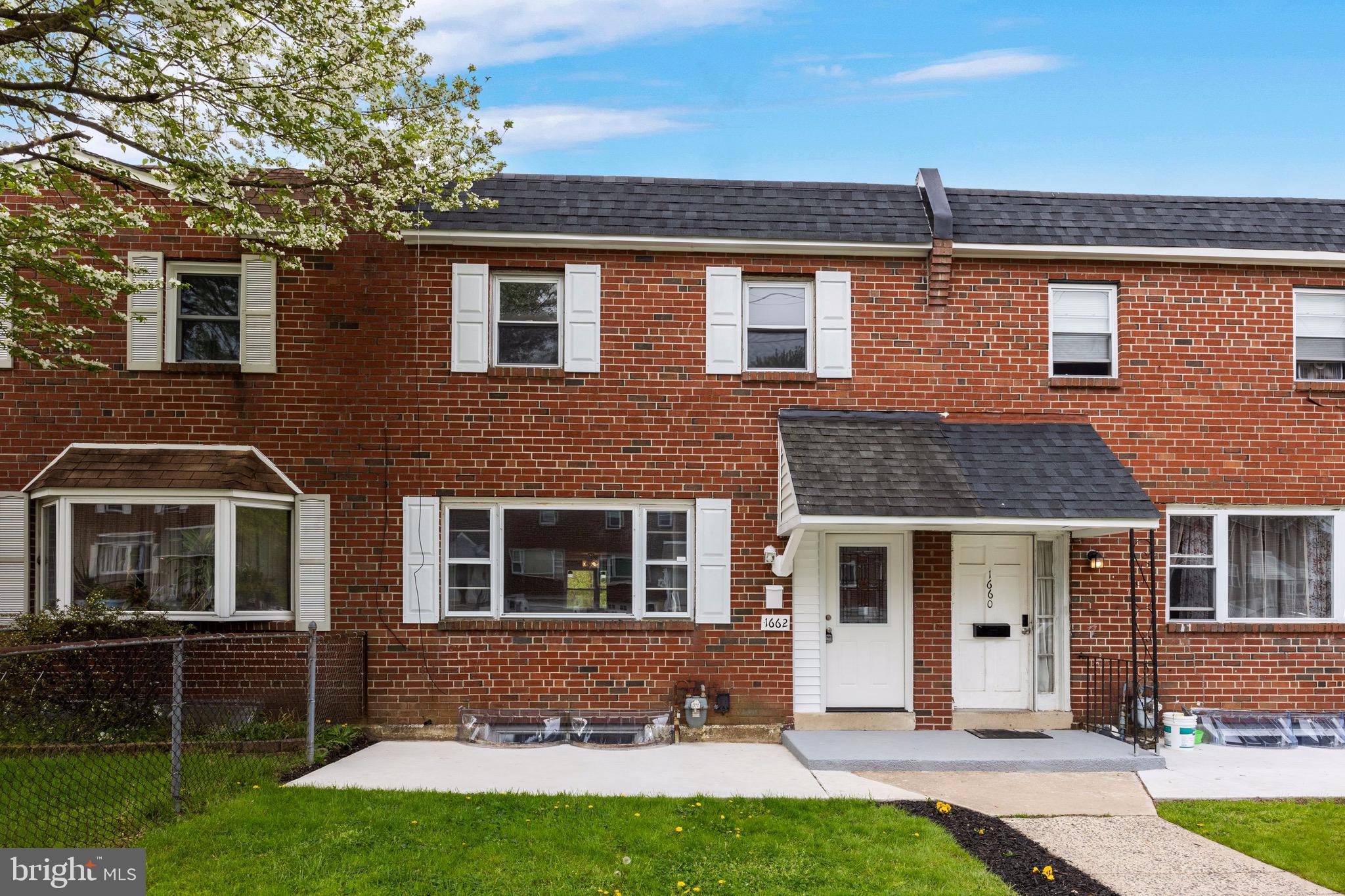 1662 Powell Road Brookhaven, PA 19015 - Photo 2 of 29