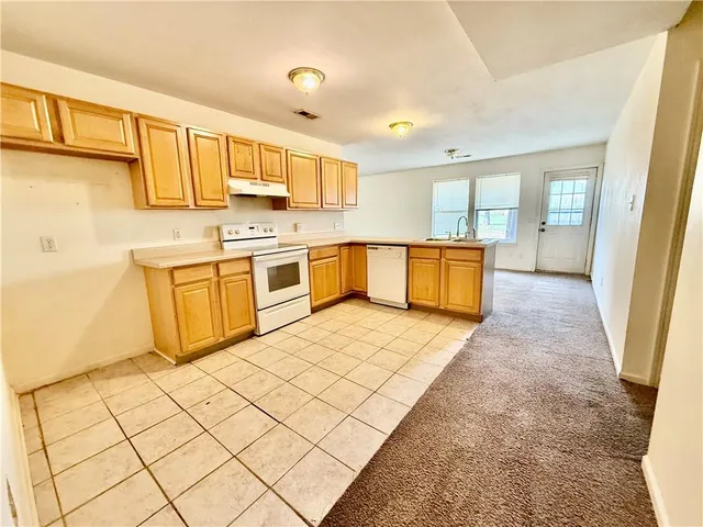 $299,000 | 11855 Wood Oak Avenue, Richmond, MO 64085