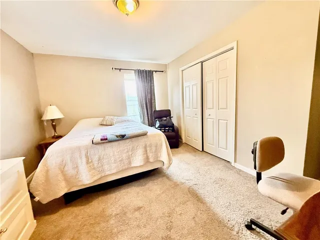 $299,000 | 11855 Wood Oak Avenue, Richmond, MO 64085