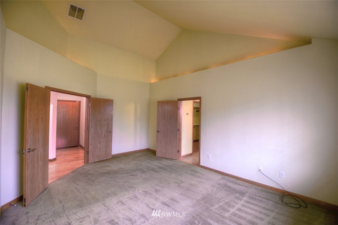 13305 Erskine Road Southwest Rochester, WA 98579 - Photo 14 of 25