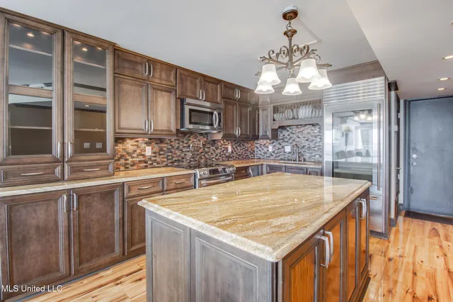 $340,000 | 520 Beach Boulevard, Unit 205, Biloxi, MS 39530