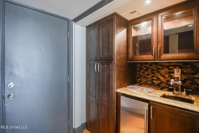 $340,000 | 520 Beach Boulevard, Unit 205, Biloxi, MS 39530