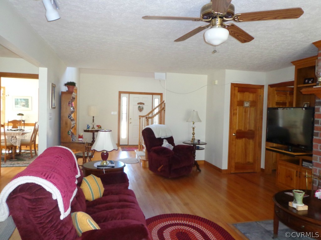 13951 Cooks Mill Road Lanexa, VA 23089 - Photo 3 of 3 Gallery Image 3